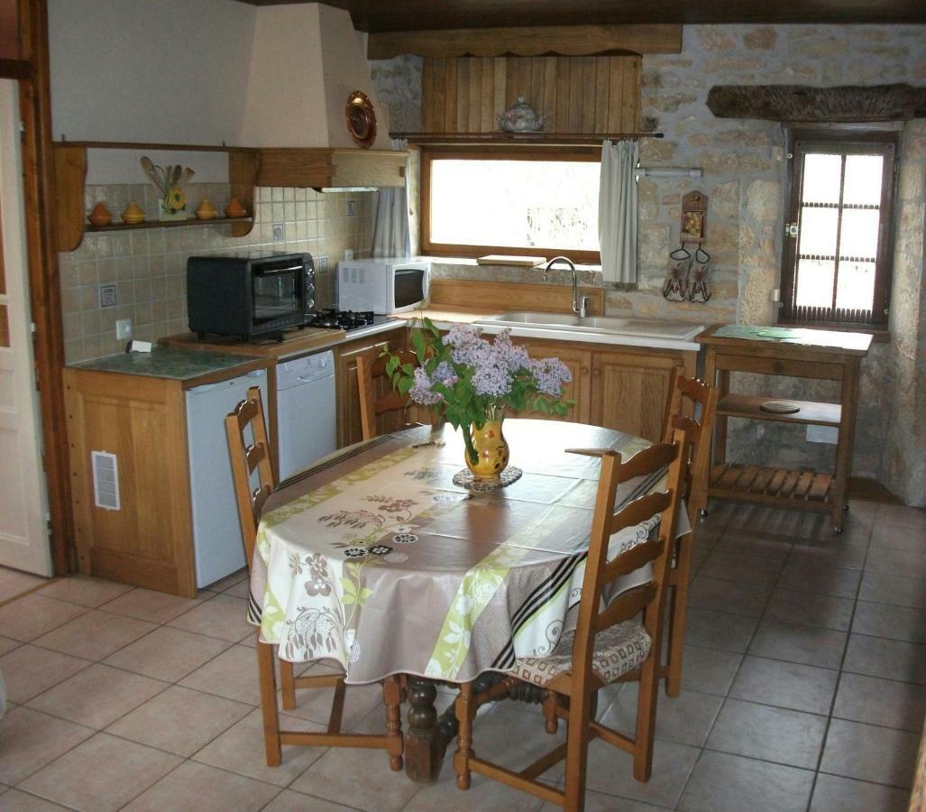 Gite Au Coeur Du Lot, La Maison De PaulineLentillac du Causse エクステリア 写真