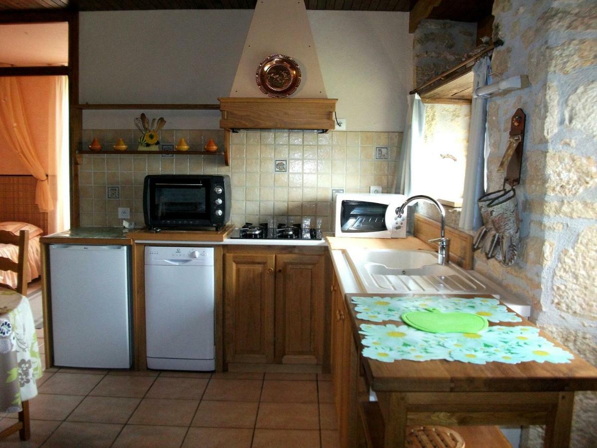 Gite Au Coeur Du Lot, La Maison De PaulineLentillac du Causse エクステリア 写真