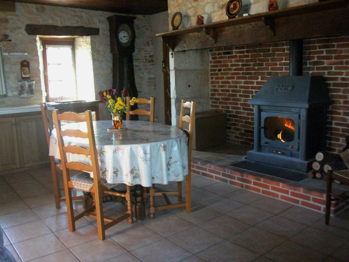 Gite Au Coeur Du Lot, La Maison De PaulineLentillac du Causse エクステリア 写真